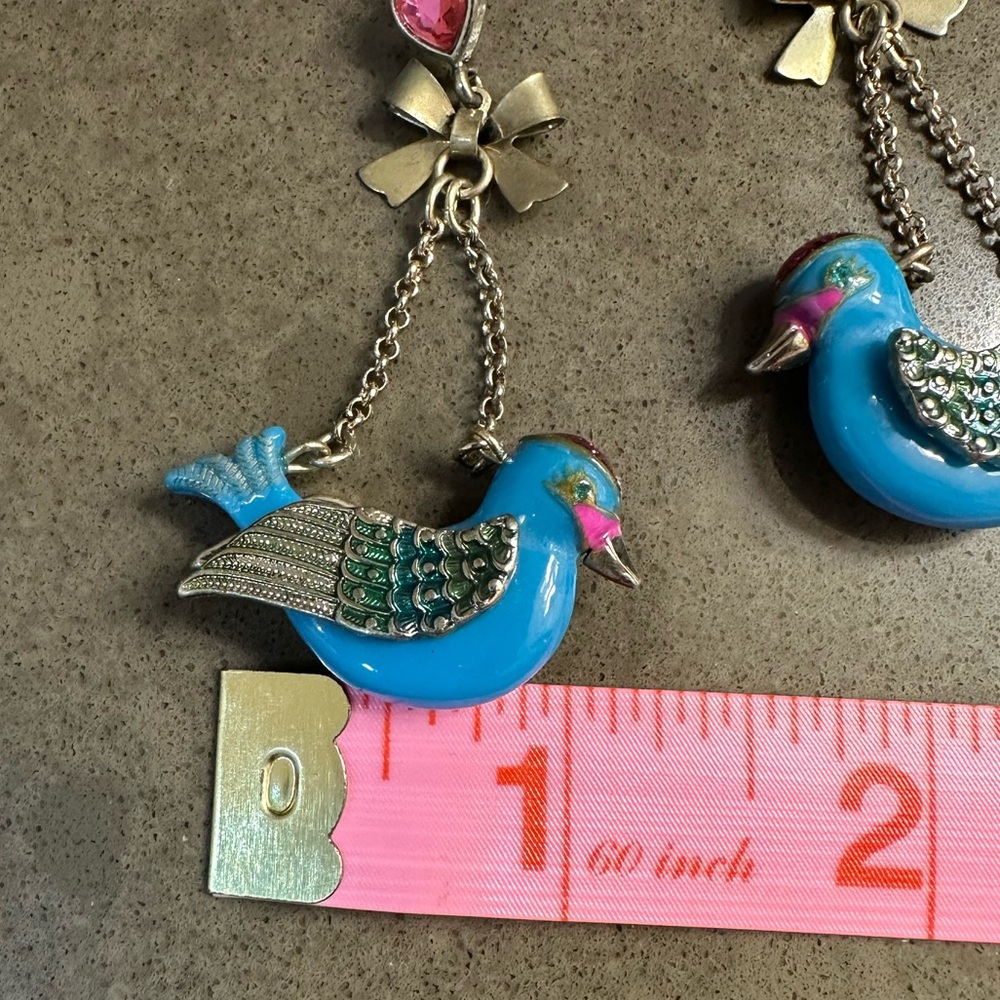Betsey Johnson earrings - Picture 2 of 2
